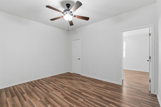 507 S Scullin Avenue, Denison, TX 75020