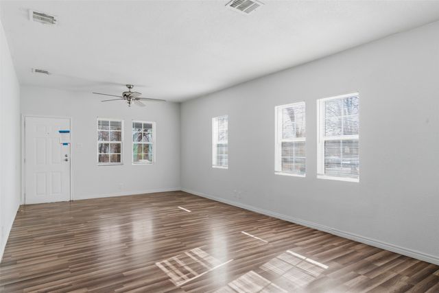 507 S Scullin Avenue, Denison, TX 75020