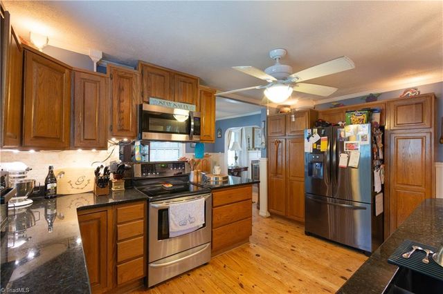 1023 Kearns Avenue, Winston-salem, NC 27106