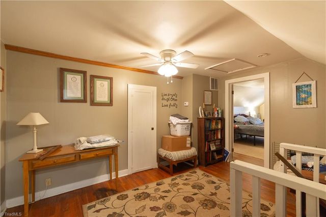 1023 Kearns Avenue, Winston-salem, NC 27106