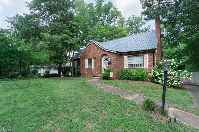 1023 Kearns Avenue, Winston-salem, NC 27106
