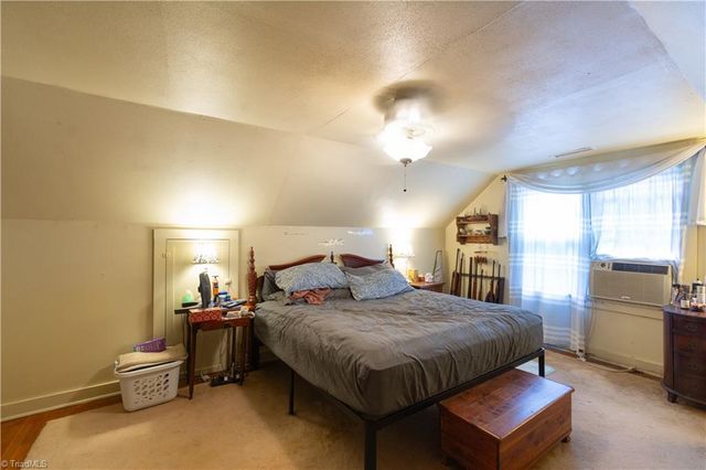 1023 Kearns Avenue, Winston-salem, NC 27106