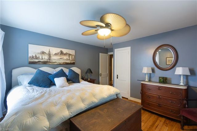 1023 Kearns Avenue, Winston-salem, NC 27106