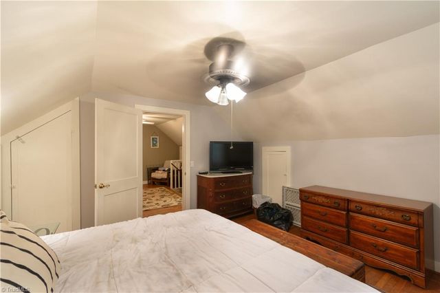 1023 Kearns Avenue, Winston-salem, NC 27106