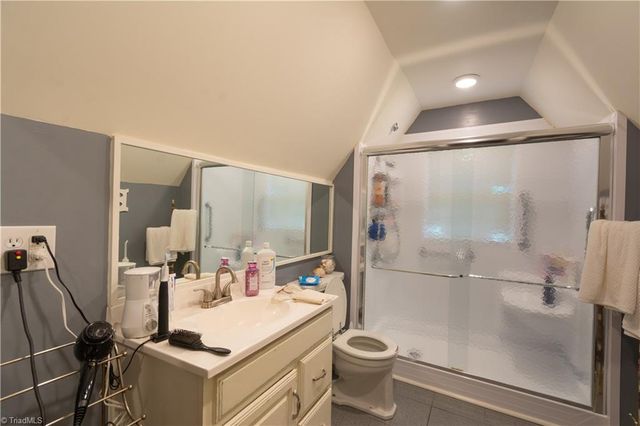 1023 Kearns Avenue, Winston-salem, NC 27106