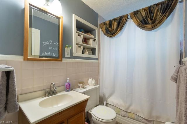 1023 Kearns Avenue, Winston-salem, NC 27106