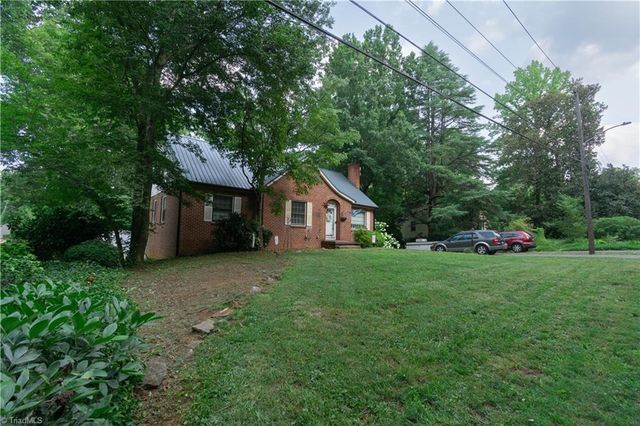 1023 Kearns Avenue, Winston-salem, NC 27106
