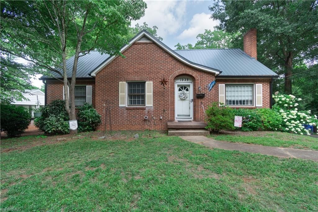 1023 Kearns Avenue, Winston-salem, NC 27106