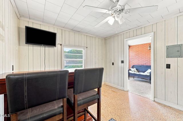 306 Oakgrove Drive, Graham, NC 27253