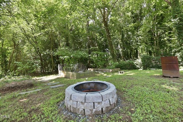 306 Oakgrove Drive, Graham, NC 27253