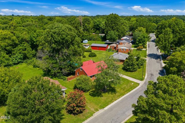 306 Oakgrove Drive, Graham, NC 27253