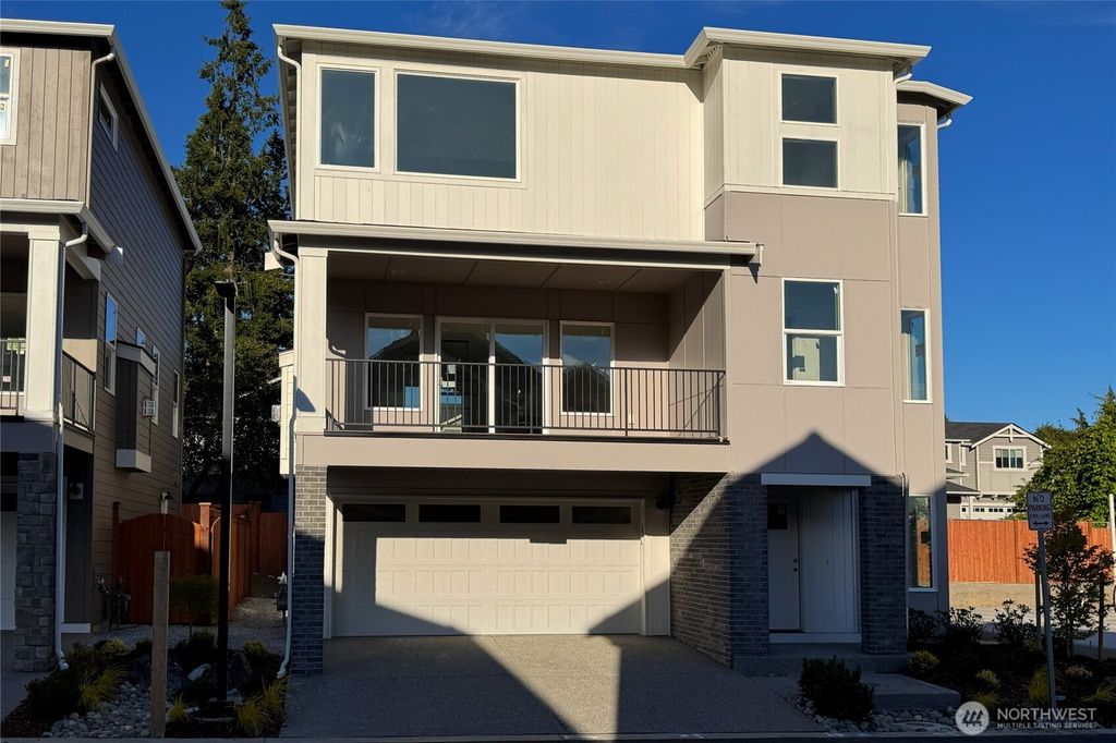 22005 81st Place W, Edmonds, WA 98026