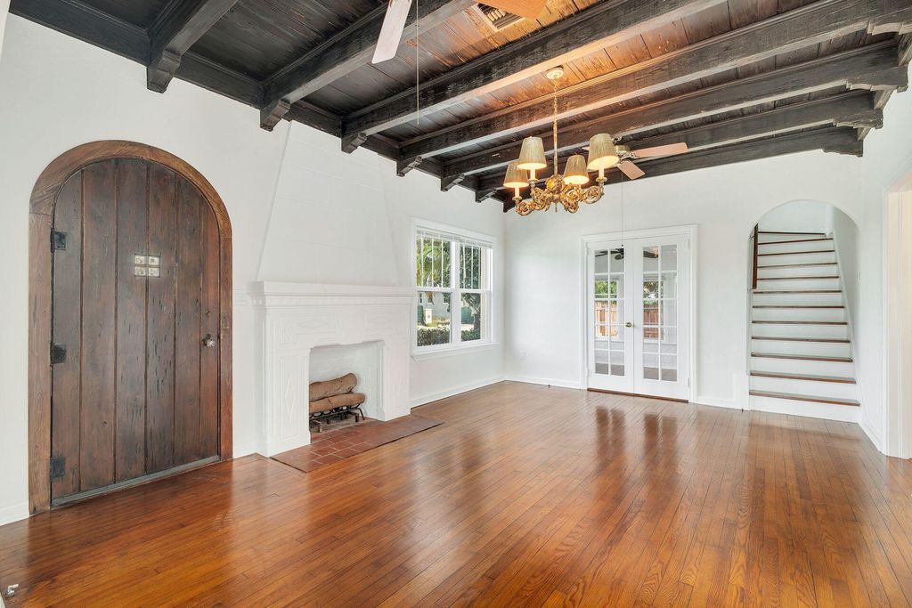 108 Rutland Boulevard, West Palm Beach, FL 33405