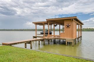 96 Lake View Drive, Huntsville, TX 77320