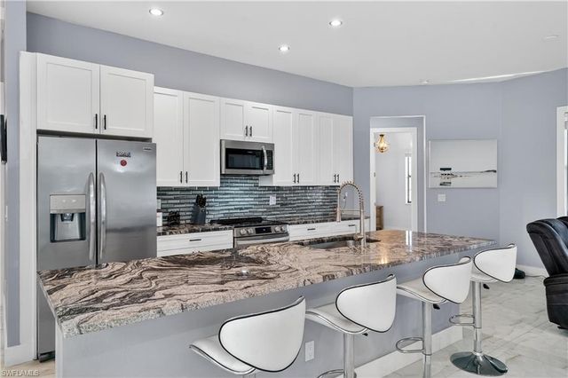 2661 43rd AVE NE, Naples, FL 34120