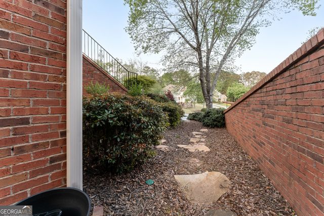 540 Heron Run Court, Alpharetta, GA 30004