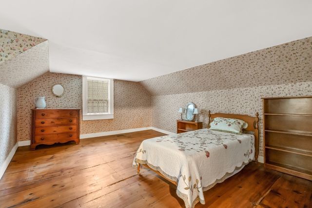 55 Second Brook St, Kingston, MA 02364
