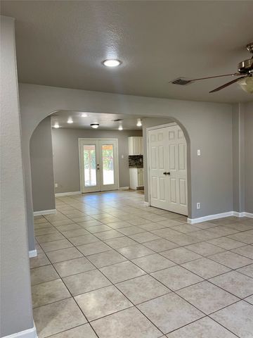 6912 Heritage Lane, Fort Worth, TX 76134