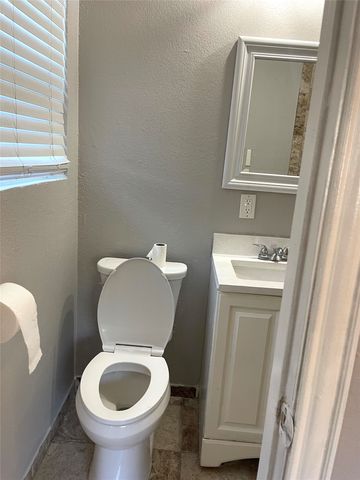 6912 Heritage Lane, Fort Worth, TX 76134
