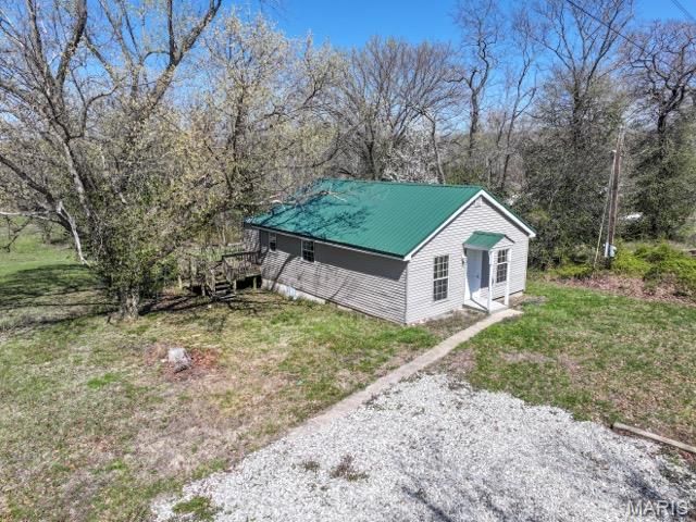 8 E hwy, Steelville, MO 65565