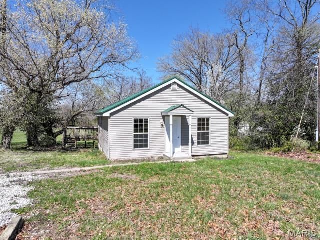 8 E hwy, Steelville, MO 65565