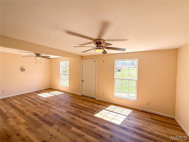 8 E hwy, Steelville, MO 65565