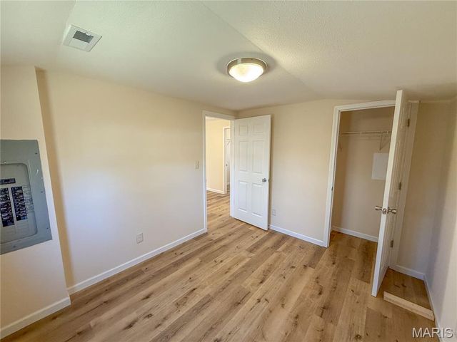 8 E hwy, Steelville, MO 65565