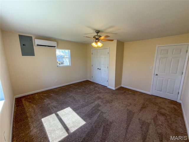 8 E hwy, Steelville, MO 65565