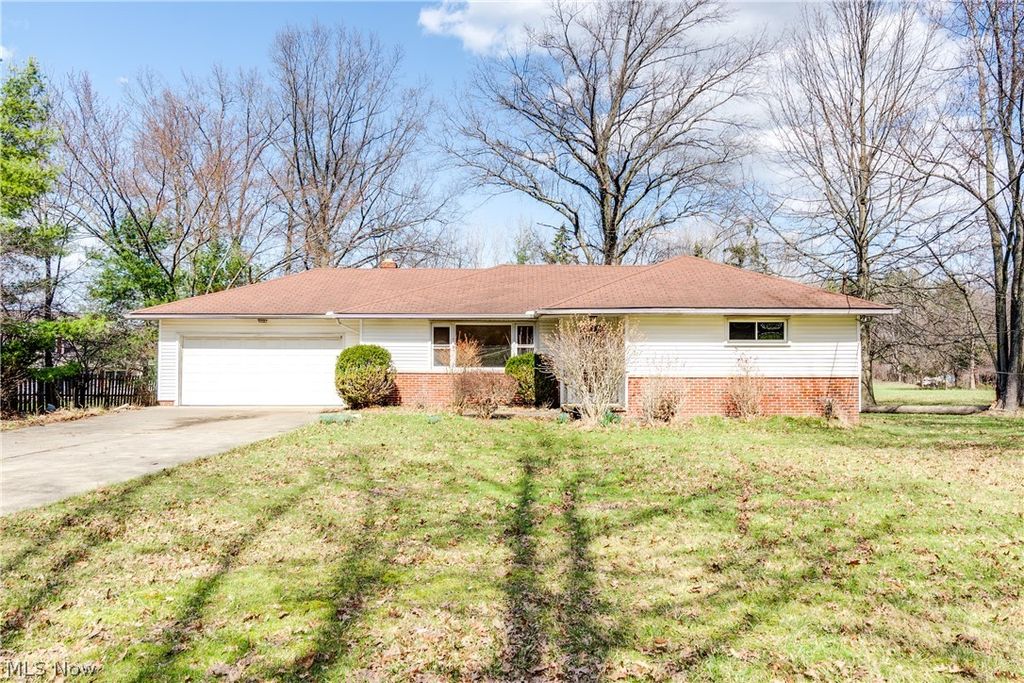 28755 Chardon Road, Willoughby Hills, OH 44092