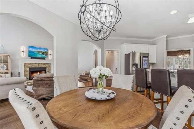 204 Carrington Estates Court, Woodstock, GA 30188