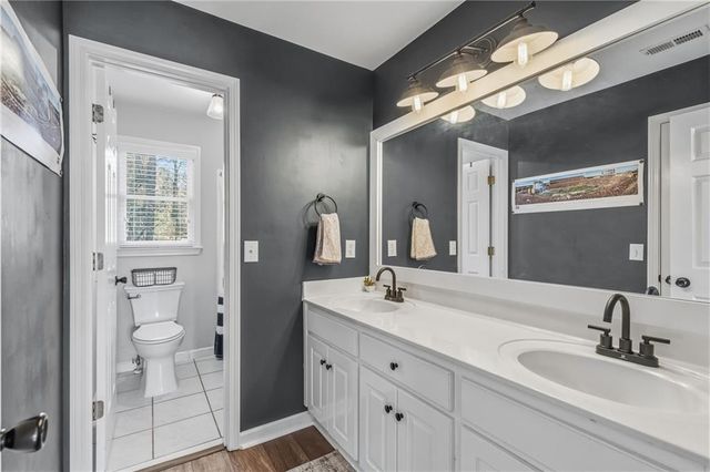 204 Carrington Estates Court, Woodstock, GA 30188