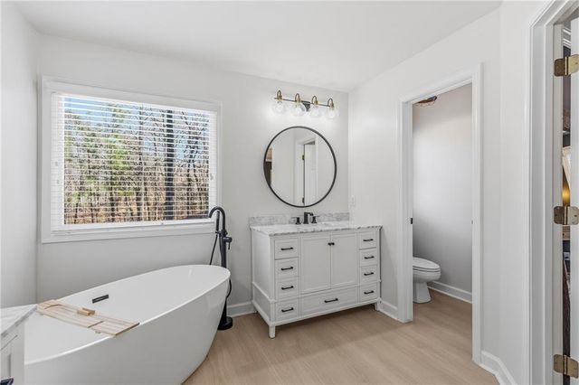 204 Carrington Estates Court, Woodstock, GA 30188