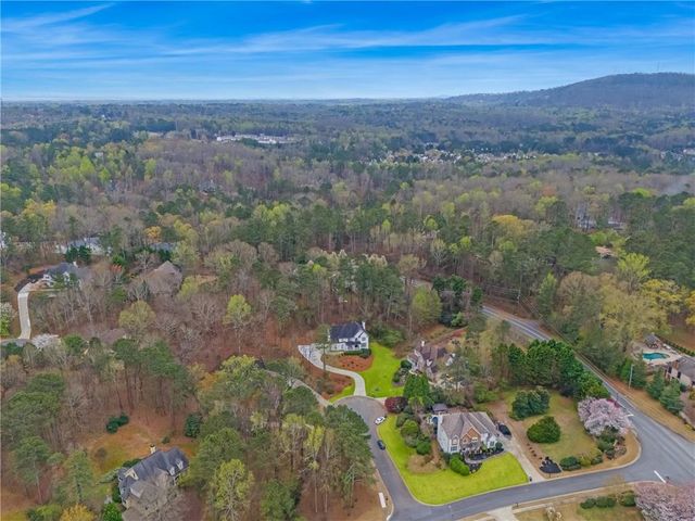 204 Carrington Estates Court, Woodstock, GA 30188