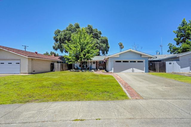 9125 Cecile Way, Sacramento, CA 95826