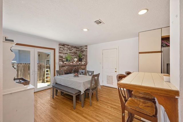 9125 Cecile Way, Sacramento, CA 95826