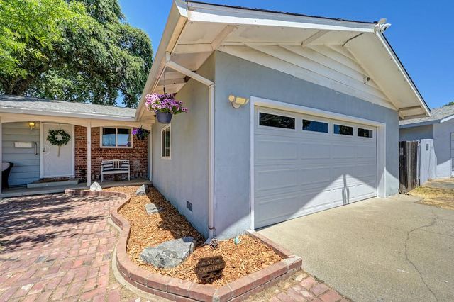 9125 Cecile Way, Sacramento, CA 95826