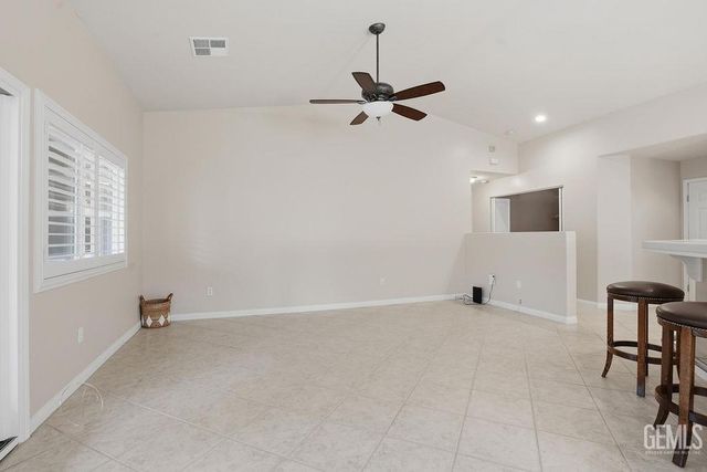 11708 Indian Hawthorne Street, Bakersfield, CA 93311