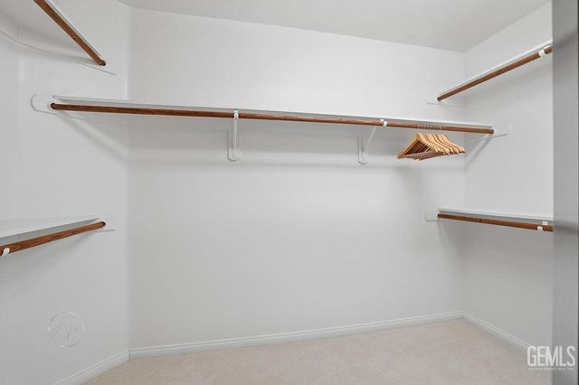 11708 Indian Hawthorne Street, Bakersfield, CA 93311