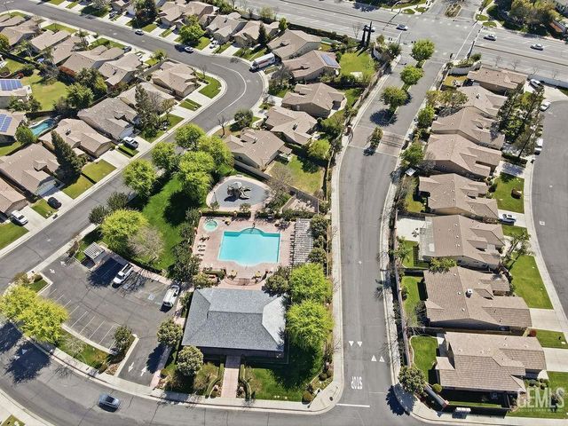 11708 Indian Hawthorne Street, Bakersfield, CA 93311