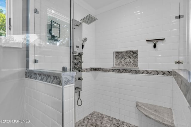 118 Hendrickson Place, Fair Haven, NJ 07704