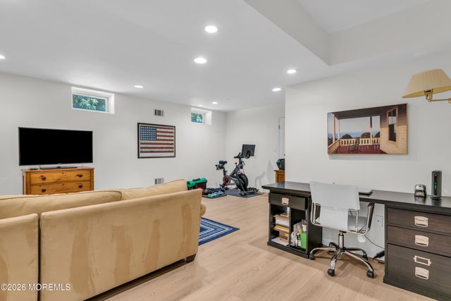 118 Hendrickson Place, Fair Haven, NJ 07704