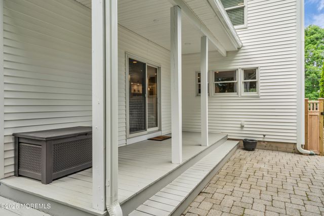 118 Hendrickson Place, Fair Haven, NJ 07704