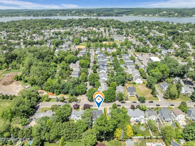 118 Hendrickson Place, Fair Haven, NJ 07704