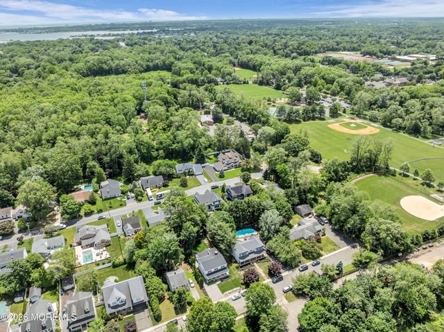 118 Hendrickson Place, Fair Haven, NJ 07704