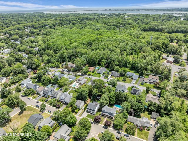 118 Hendrickson Place, Fair Haven, NJ 07704