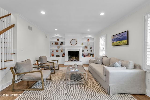 118 Hendrickson Place, Fair Haven, NJ 07704