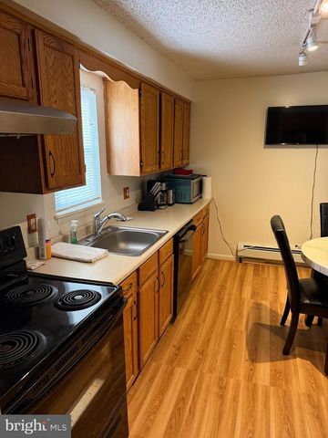 527 MARTIN LUTHER KING AVE, Pleasantville, NJ 08232