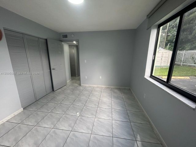 1530 SW 2nd Street 104, Miami, FL 33135
