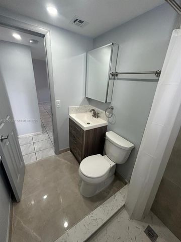 1530 SW 2nd Street 104, Miami, FL 33135