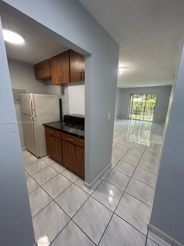 1530 SW 2nd Street 104, Miami, FL 33135